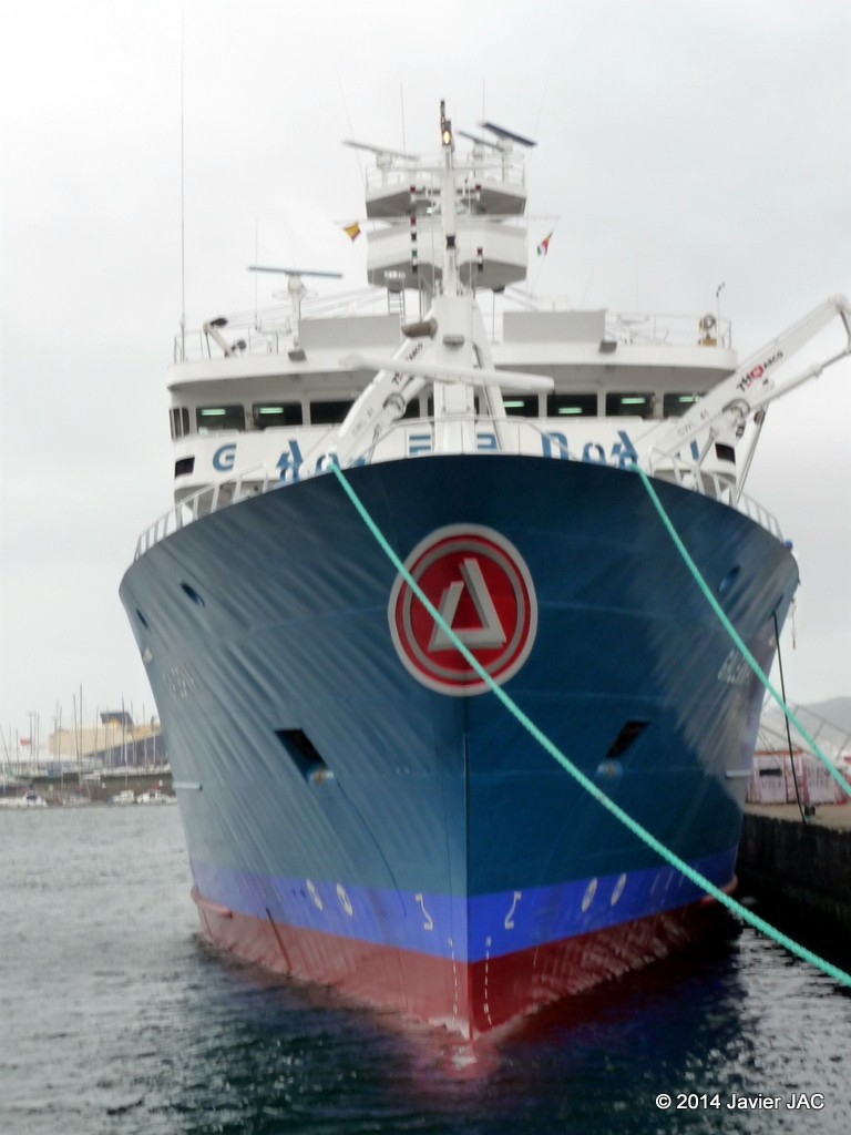 Atunero GALERNA II en Vigo (7)