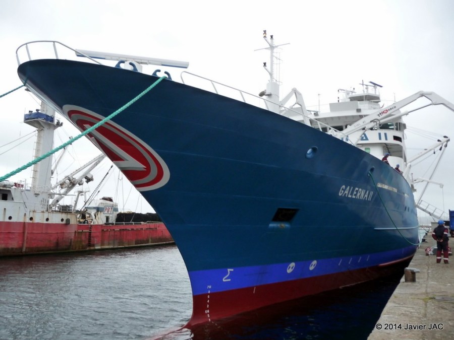 Atunero GALERNA II en Vigo (8)