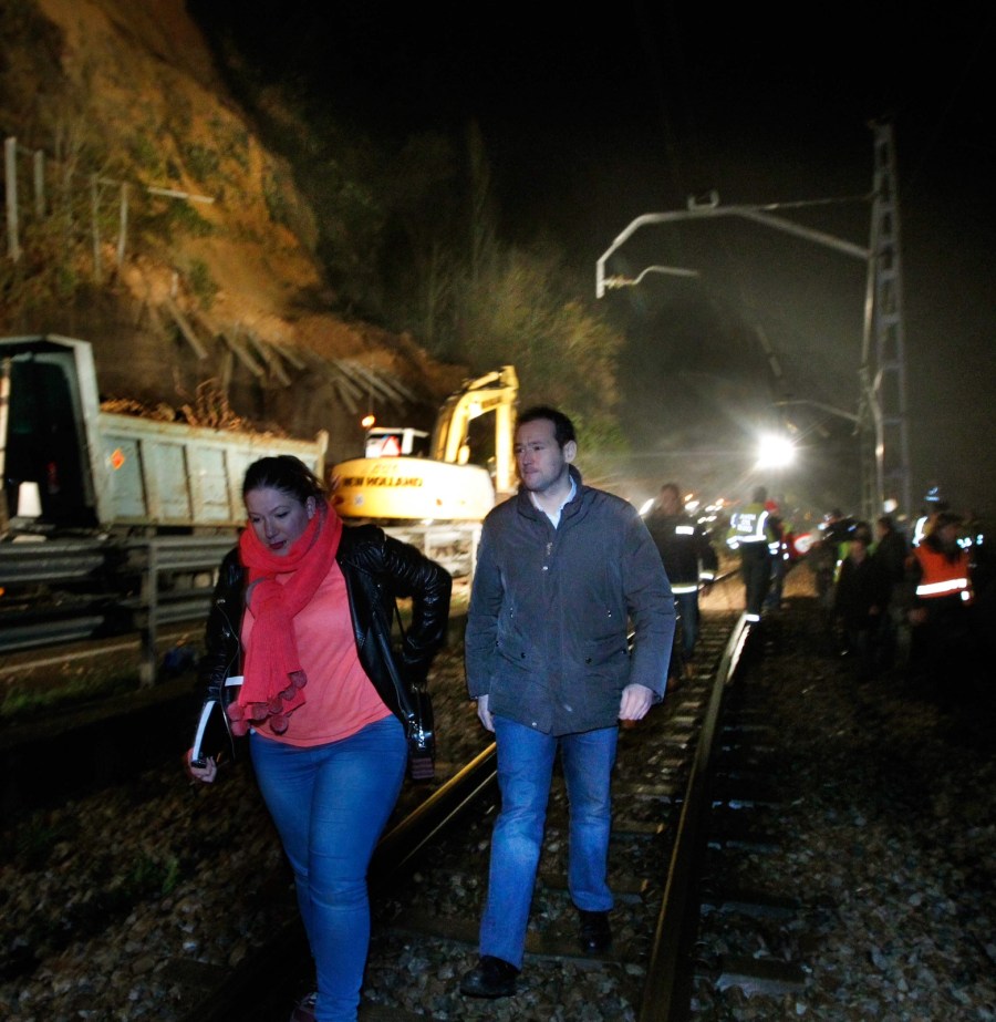 2015_02_07 consejero de Presidencia argayo Parres 1