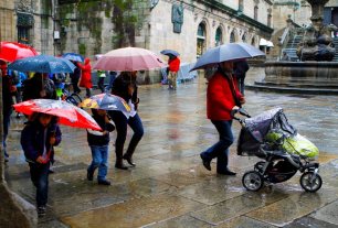 31/10/10.Fotos de lluvia en Santiago.