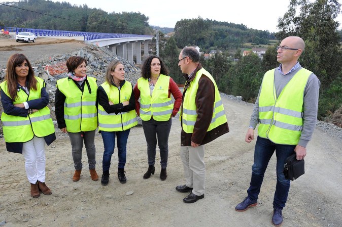 A Coruña A conselleira de Infraestruturas e Vivenda, Ethel Vázquez, xunto coa delegada territorial da Xunta na Coruña, Belén do Campo, visitará as obras da Autovía da Costa da Morte. 17/10/2015 Foto: Moncho Fuentes / AGN
