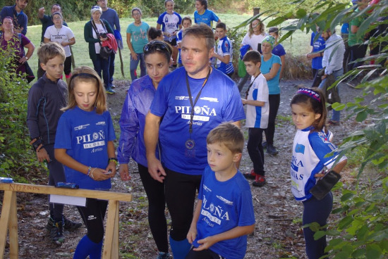 La orientación, deporte para todos. Nuestra familia de Cabranes al completo. (Foto de Cristina, Nordeste Orientación)