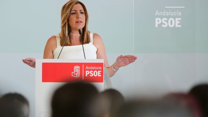 susana-diaz-ejecutiva-psoe-a-politico_950615025_112533213_667x375